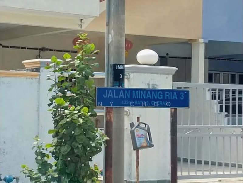 Rumah Teres 2.5-Tingkat untuk Dijual di Batu 9 (Cheras) - Kenny Choo - PropertyGuru.com.my