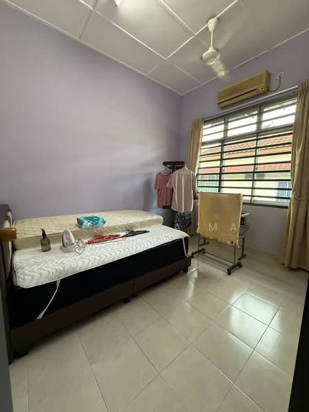 Rumah Teres 2-Tingkat untuk Disewa di Taman Pelangi Indah (Ulu Tiram) - Jessica Ma - Bedroom - PropertyGuru.com.my