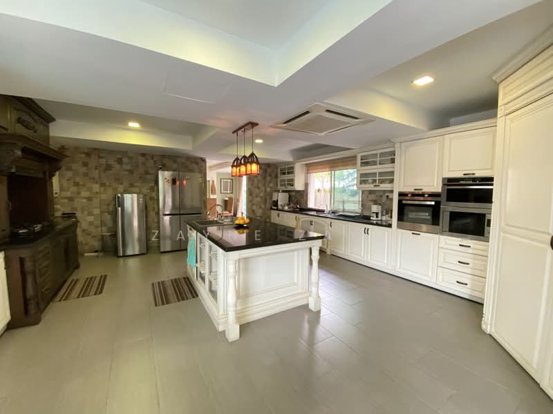 Bungalow House untuk Dijual di Bangsar (Kuala Lumpur) - Zayne Zayd - Kitchen - PropertyGuru.com.my