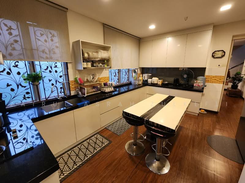 Semi-Detached House for Sale in Bangi (Selangor) - Zairul Asrah Zulkefli - Kitchen - PropertyGuru.com.my