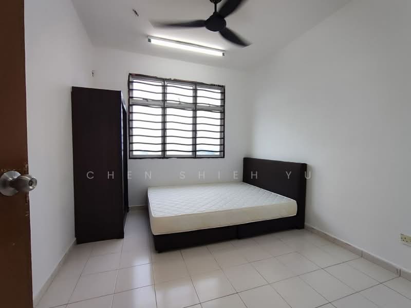 Pangsapuri untuk Disewa di Villa Krystal @ Bandar Selesa Jaya - Chen Shieh Yu - Bedroom - PropertyGuru.com.my