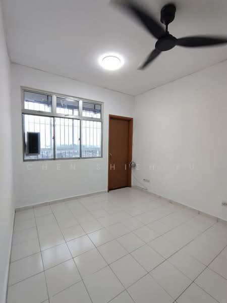 Pangsapuri untuk Disewa di Villa Krystal @ Bandar Selesa Jaya - Chen Shieh Yu - Interior - PropertyGuru.com.my