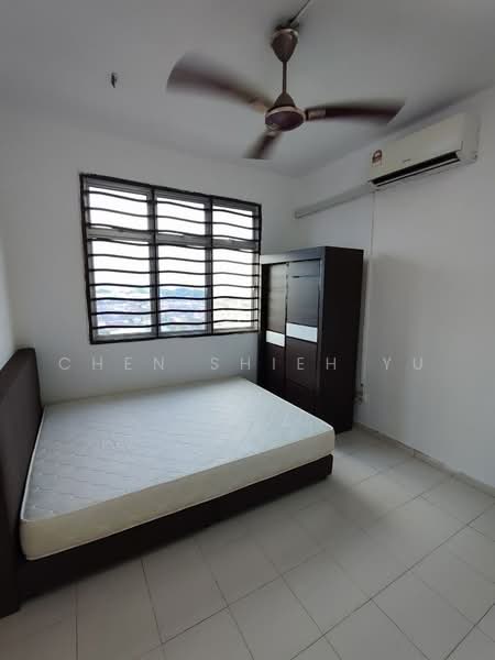 Pangsapuri untuk Disewa di Villa Krystal @ Bandar Selesa Jaya - Chen Shieh Yu - Bedroom - PropertyGuru.com.my