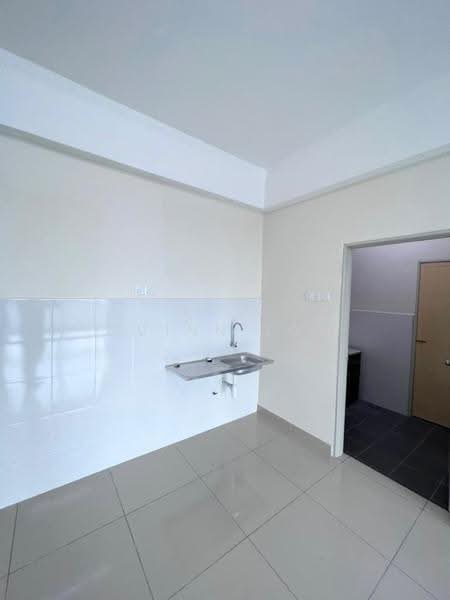 Condominium for Rent at Royale Infinity - Quinn Loh - Kitchen - PropertyGuru.com.my