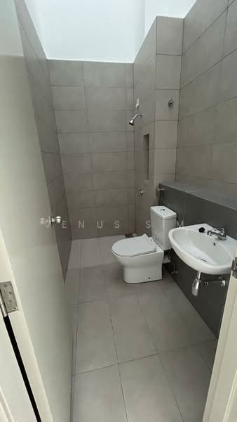 2-storey Terraced House for Rent in Telok Panglima Garang (Selangor) - Venus Sim - Bathroom - PropertyGuru.com.my