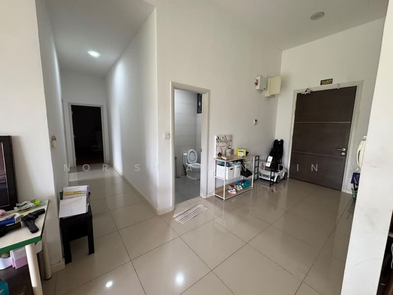 Condominium for Sale at Casa Green Condominium - Norish Aminudin - Corridor - PropertyGuru.com.my