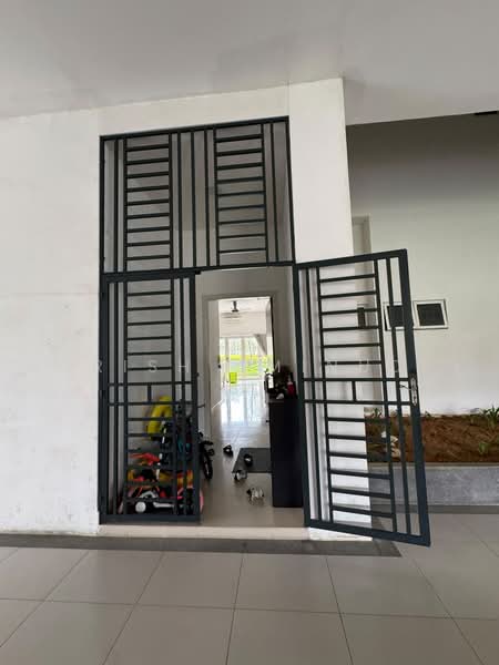 Condominium for Sale at Casa Green Condominium - Norish Aminudin - Entrance - PropertyGuru.com.my