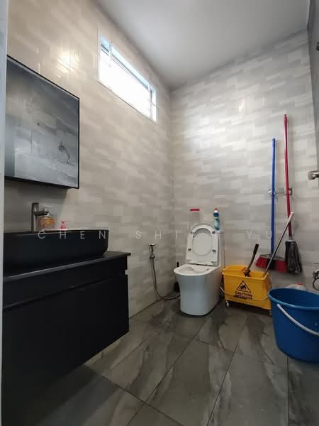 Terraced House for Sale in Senai (Kulai) - Chen Shieh Yu - Bathroom - PropertyGuru.com.my
