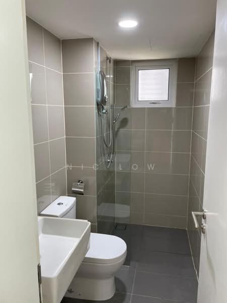 Kediaman Servis untuk Dijual di Sentul Point - Nic Low - Bathroom - PropertyGuru.com.my