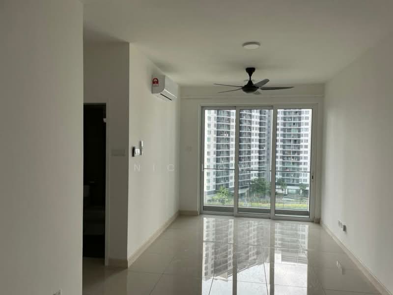 Kediaman Servis untuk Dijual di Sentul Point - Nic Low - Living Room - PropertyGuru.com.my