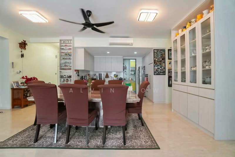 Kondominium untuk Dijual di Infiniti 3 Residences - Alvin Sow - Dining Room - PropertyGuru.com.my