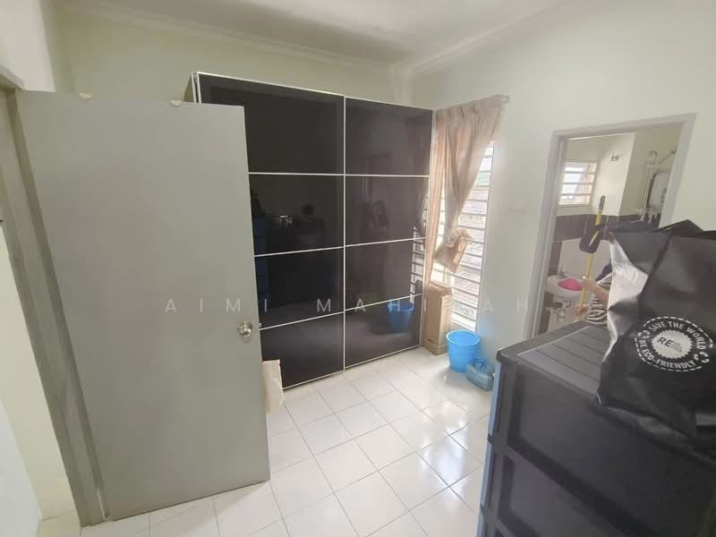 Rumah Teres 2.5-Tingkat untuk Dijual di Taman Puncak Saujana (Kajang) - Aimi Mahirah - Interior - PropertyGuru.com.my