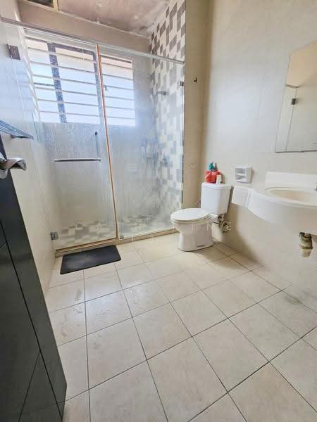 2-storey Terraced House for Sale in Bandar Puteri Puchong (Puchong) - Catherine Law - Bathroom - PropertyGuru.com.my