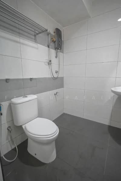 Kondominium untuk Dijual di Sri Angsana Hilir - Farhan Rafael - Bathroom - PropertyGuru.com.my