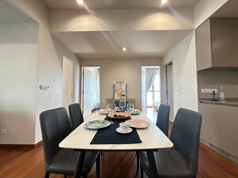 Kediaman Servis untuk Dijual di Stonor 3 - Mr Jeff Low - Dining Room - PropertyGuru.com.my