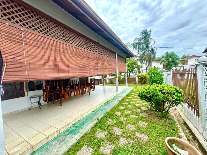 Bungalow House for Rent in Ampang Jaya (Ampang) - Tasya Ruslan - PropertyGuru.com.my