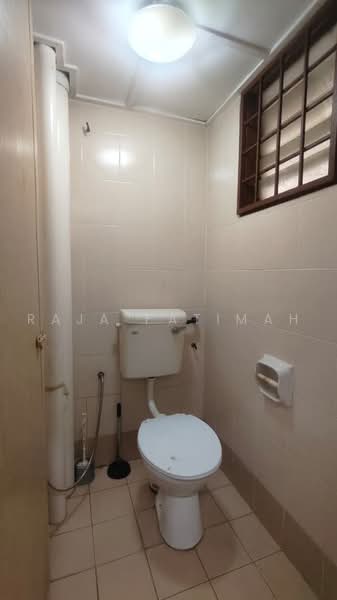 Apartment for Sale at Pangsapuri Semarak - Raja Fatimah - Bathroom - PropertyGuru.com.my