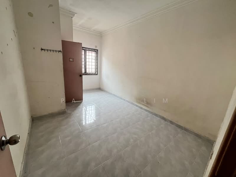 2-storey Terraced House for Sale in Taman Mount Austin (Tebrau) - Patrick Lim - PropertyGuru.com.my