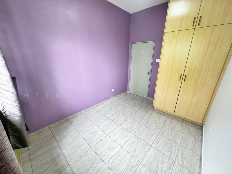 Pangsapuri untuk Disewa di Vesta View - Herman Sazwan Nor Rahim - Bedroom - PropertyGuru.com.my