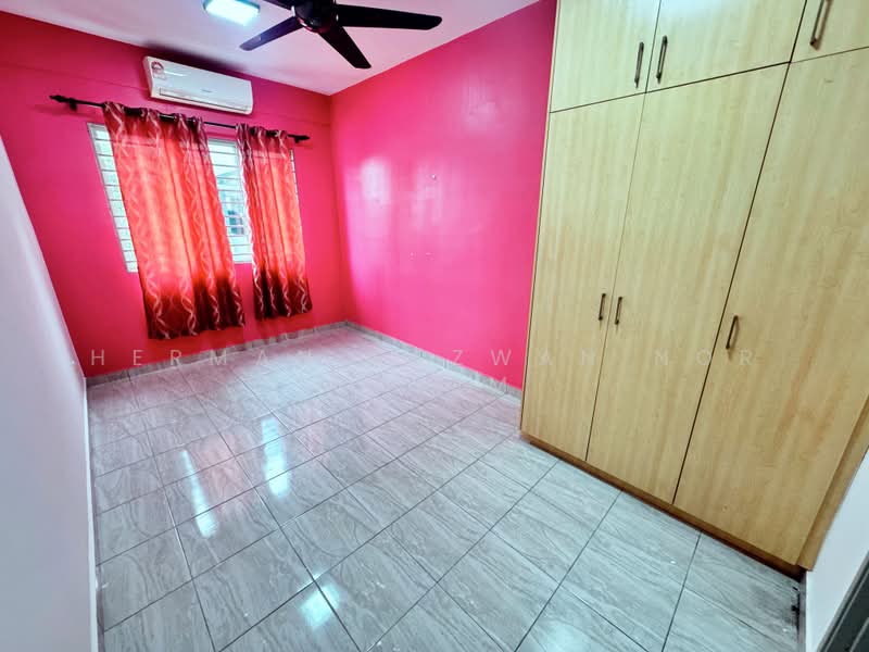Pangsapuri untuk Disewa di Vesta View - Herman Sazwan Nor Rahim - Bedroom - PropertyGuru.com.my