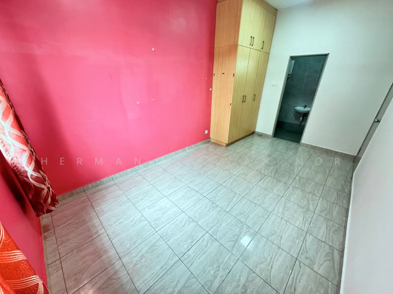 Pangsapuri untuk Disewa di Vesta View - Herman Sazwan Nor Rahim - Bedroom - PropertyGuru.com.my