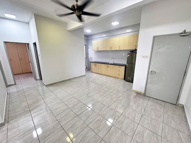 Pangsapuri untuk Disewa di Vesta View - Herman Sazwan Nor Rahim - Dining Area - PropertyGuru.com.my