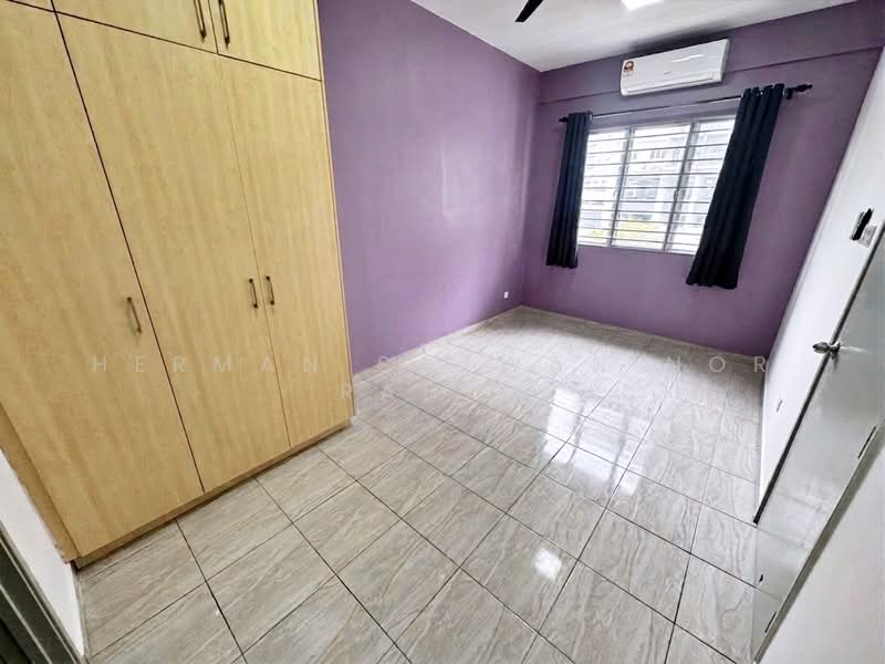 Pangsapuri untuk Disewa di Vesta View - Herman Sazwan Nor Rahim - Bedroom - PropertyGuru.com.my