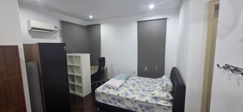 Kediaman Servis untuk Dijual di Subang Olives Residence - John Lai - Bedroom - PropertyGuru.com.my