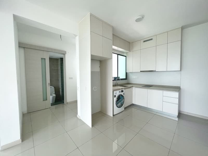 Service Residence for Sale at The M @ Medini Macrolink - Eric Foo - Kitchen - PropertyGuru.com.my