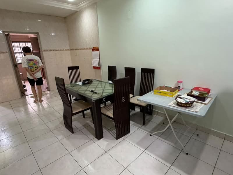 1.5-storey Terraced House for Rent in Taman Pelangi Indah (Ulu Tiram) - Alex Sieh - PropertyGuru.com.my