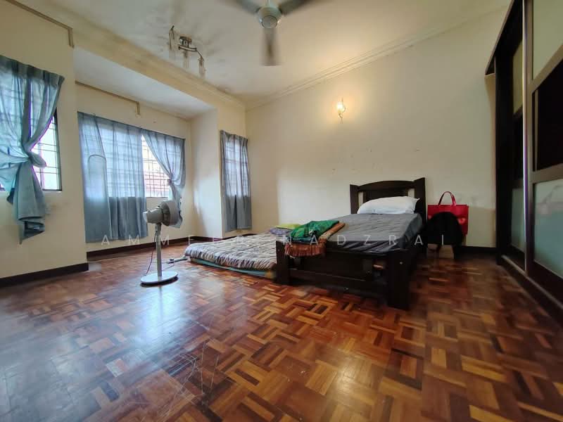 2-storey Terraced House for Sale in Alam Damai (Cheras) - Ammeer Nadzrai - Bedroom - PropertyGuru.com.my