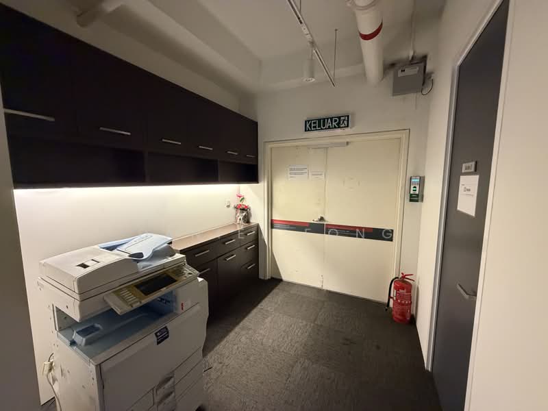 Office for Sale in Mont Kiara (Kuala Lumpur) - Daniel Fong - Corridor - PropertyGuru.com.my