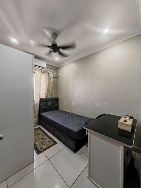 Kondominium untuk Dijual di Sri Suajaya Condominium - Justin Lai - Bedroom - PropertyGuru.com.my
