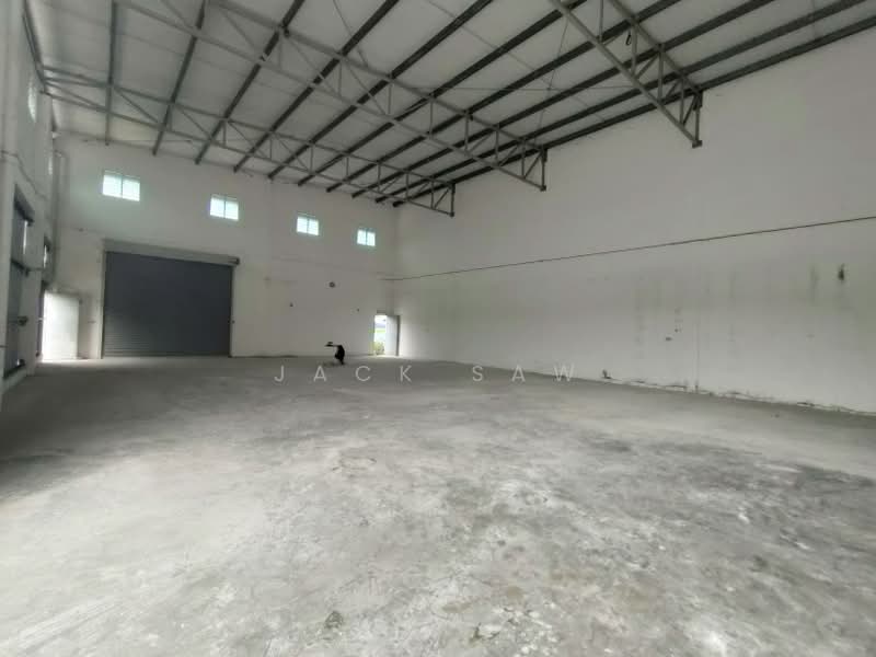 Semi-D Factory for Rent in Taman Perindustrian Bukit Minyak (Bukit Minyak) - Jack Saw - Interior - PropertyGuru.com.my