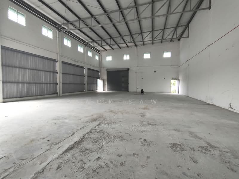 Semi-D Factory for Rent in Taman Perindustrian Bukit Minyak (Bukit Minyak) - Jack Saw - Interior - PropertyGuru.com.my
