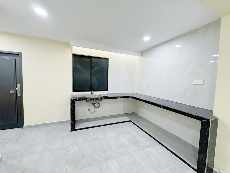 Rumah Teres 2-Tingkat untuk Dijual di Taman Pelangi (Johor Bahru) - Bess Wong - PropertyGuru.com.my