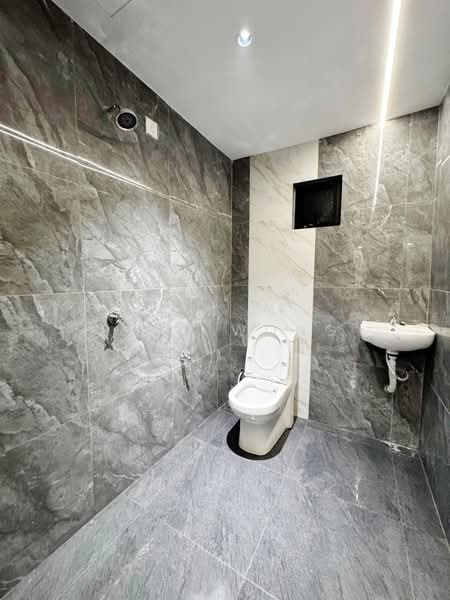 Rumah Teres 2-Tingkat untuk Dijual di Taman Pelangi (Johor Bahru) - Bess Wong - PropertyGuru.com.my