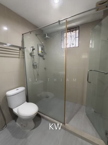 Rumah Teres untuk Disewa di Kota Kemuning (Shah Alam) - SK Thiam - Bathroom - PropertyGuru.com.my