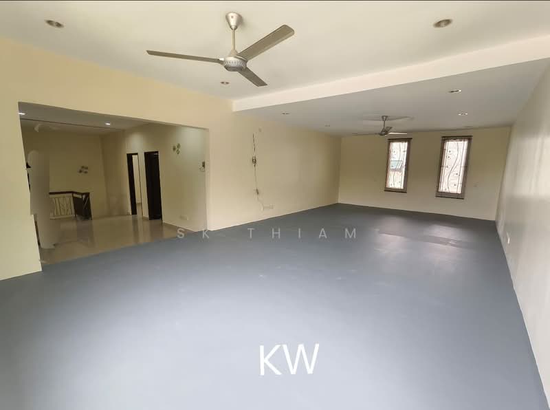 Rumah Teres untuk Disewa di Kota Kemuning (Shah Alam) - SK Thiam - Living Room - PropertyGuru.com.my