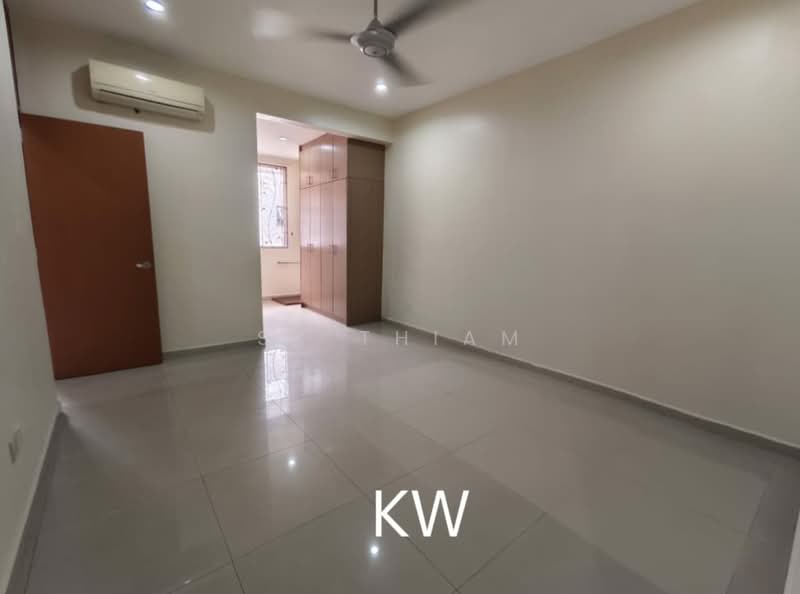 Rumah Teres untuk Disewa di Kota Kemuning (Shah Alam) - SK Thiam - Bedroom - PropertyGuru.com.my