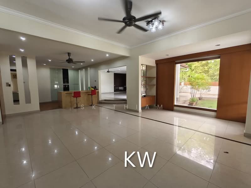 Rumah Teres untuk Disewa di Kota Kemuning (Shah Alam) - SK Thiam - Living Room - PropertyGuru.com.my