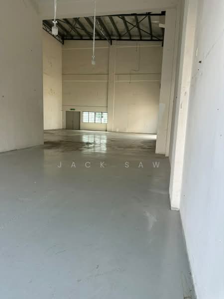 Semi-D Factory for Rent in Kawasan Perindustrian Valdor (Sungai Bakap) - Jack Saw - Interior - PropertyGuru.com.my
