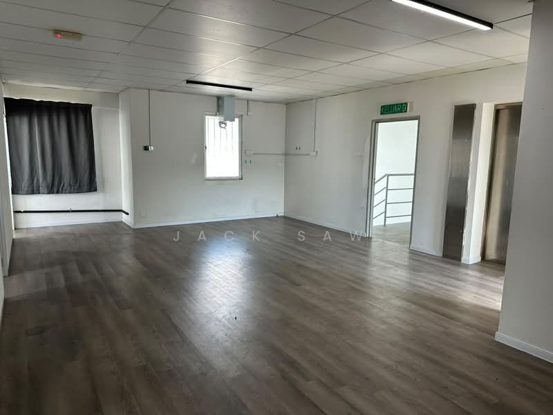 Semi-D Factory for Rent in Kawasan Perindustrian Valdor (Sungai Bakap) - Jack Saw - Interior - PropertyGuru.com.my
