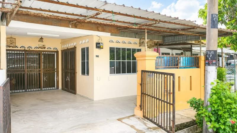 Rumah Teres 1-Tingkat untuk Dijual di Taman Senawang Jaya (Senawang) - Khairul Idzwan - Exterior - PropertyGuru.com.my