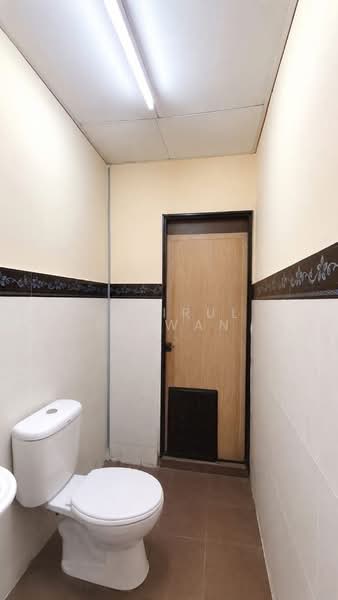 Rumah Teres 1-Tingkat untuk Dijual di Taman Senawang Jaya (Senawang) - Khairul Idzwan - Bathroom - PropertyGuru.com.my
