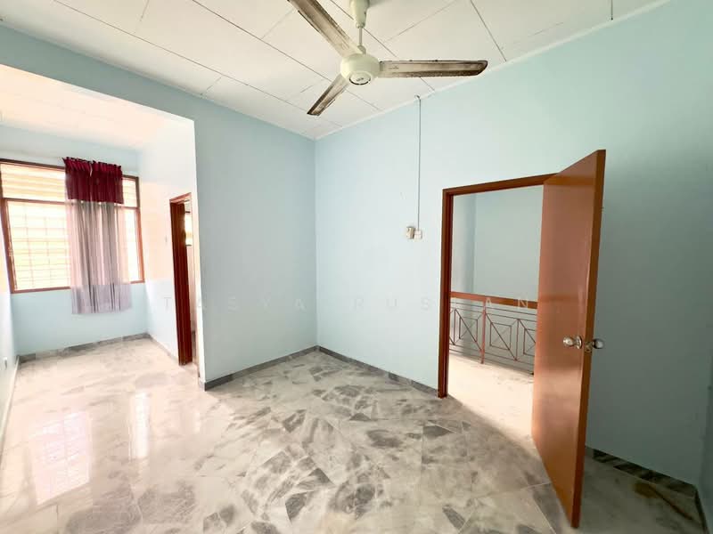 Rumah Teres 2-Tingkat untuk Dijual di Semenyih (Selangor) - Tasya Ruslan - PropertyGuru.com.my