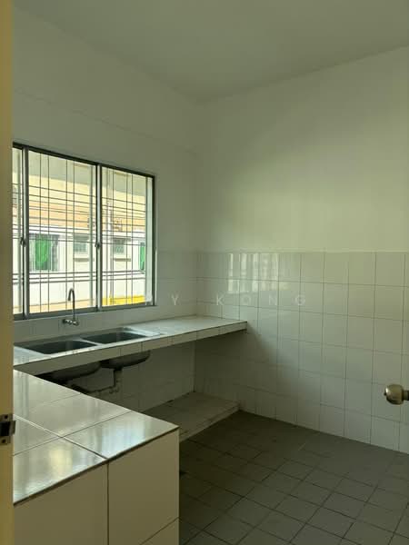 Rumah Bandar untuk Dijual di Penampang (Sabah) - Tony Kong - Kitchen - PropertyGuru.com.my