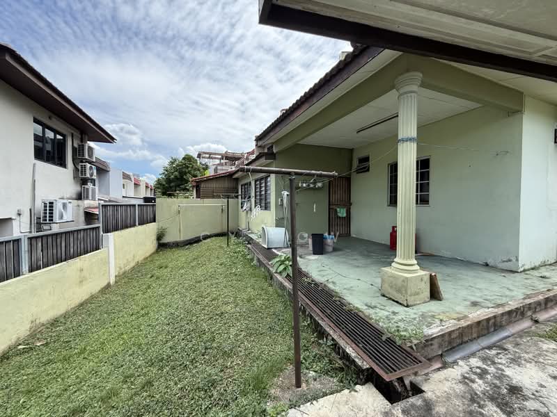 2-storey Terraced House for Sale in Taman Desa (Kuala Lumpur) - CY Low - Exterior - PropertyGuru.com.my