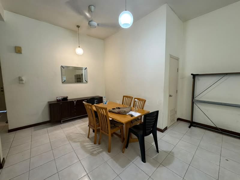 Rumah Bandar untuk Dijual di Petaling Jaya (Selangor) - Yeevy Lee - Dining Room - PropertyGuru.com.my