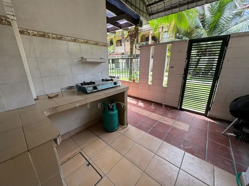 Rumah Bandar untuk Dijual di Petaling Jaya (Selangor) - Yeevy Lee - Exterior - PropertyGuru.com.my
